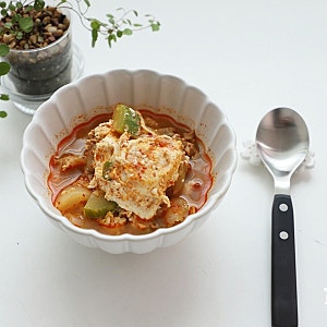 순두부찌개 레시피 양념 돼지고기 재료 넣은 초간단순두부찌개 끓이는법