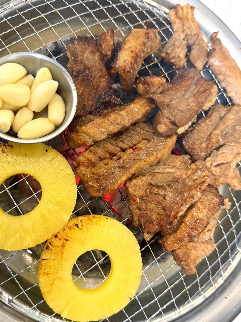 [부산] 대연동돼지갈비맛집 | 가족외식하기 좋은 초대갈