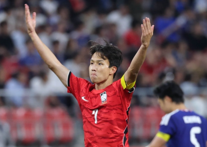 아시안게임 남자축구 한일전, 일본 안방에서 끝냈다…엄지성이 만든 4연패