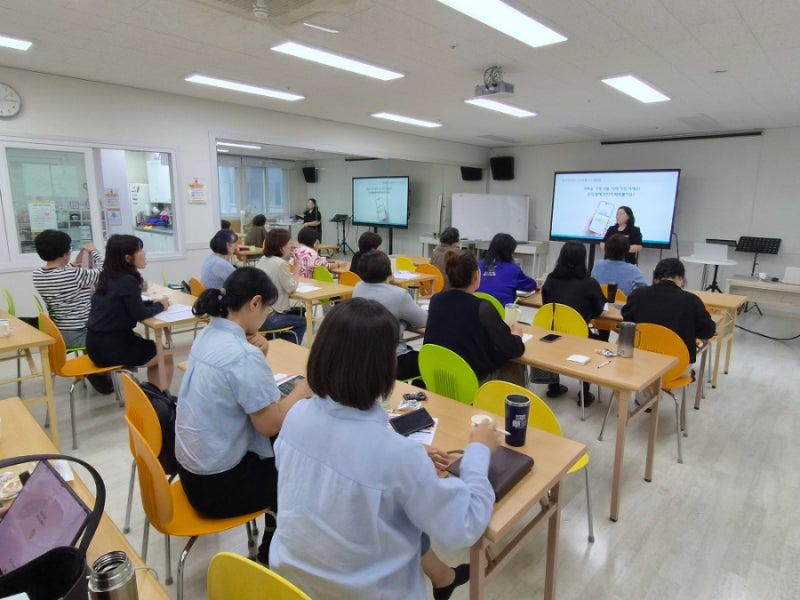 창원 스마트폰활용지도사 자격증과정｜스마트폰 강사 취업·강사파견까지