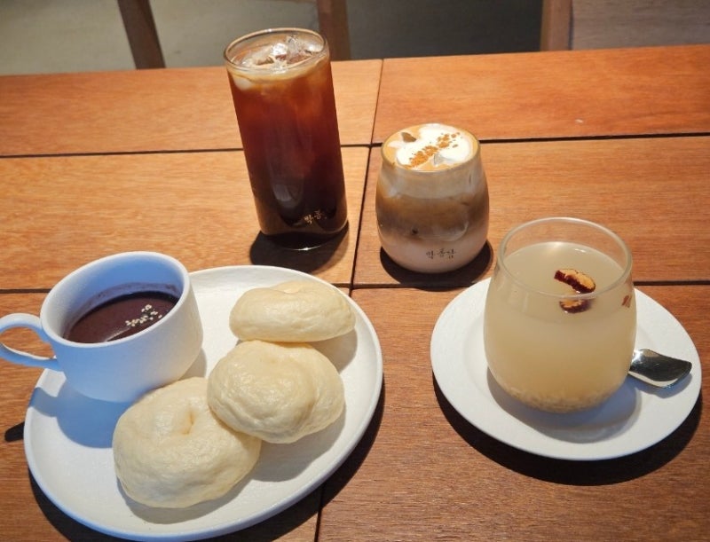 화성 봉담 대형카페 박봉담｜라떼 술빵 맛집 국순당 양조장 카페 애견동반 아이동반 가족카....