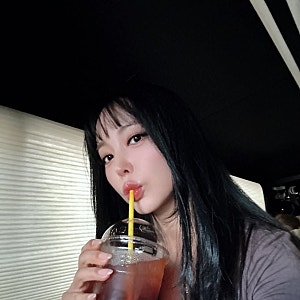 "안전벨트 안 맸네?" 악플러 저격 피하려 홍진영이 미리 남긴 뜻밖의 한마디