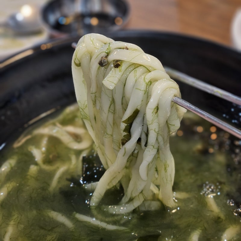 [제주도 서귀포시] 제주여행 아침식사로 최고인 산방산수두리 보말칼국수 내돈내산 솔직후....
