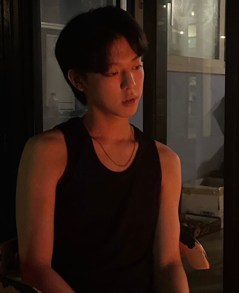 “BTS 진 닮았다고?” 유명 배우 아들, 벌써 17살 된 폭풍성장 근황
