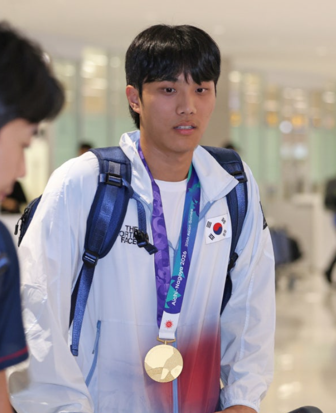 "아시안게임 때문에 빠졌는데도 신기록이라고?" 삼성 이재현, 77경기 17홈런의 의미