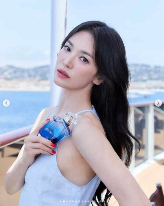 송혜교 또 금빛 레전드 기록, 눈부신 비주얼과 압도적 아우라로 전 세계 시선 올킬