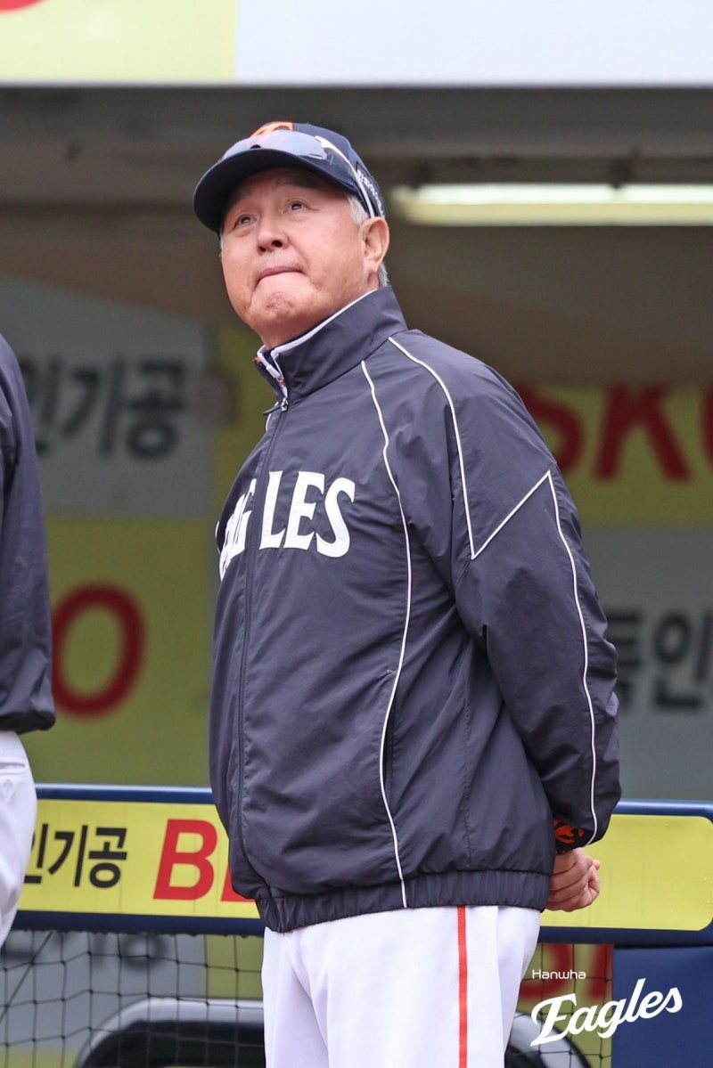 “시즌도 안 끝났는데 6명 정리”…한화의 2027 리셋은 이미 시작됐다