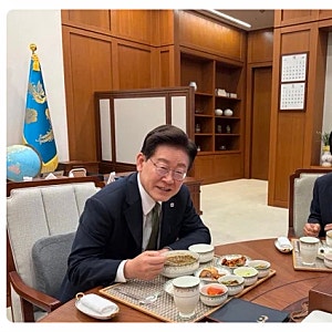 이재명 대통령 정청래 만찬 해명, ‘함께 싸운 동지’라 한 배경