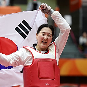 속보송다빈, 태권도 67㎏급 우승…겨루기 첫 금메달