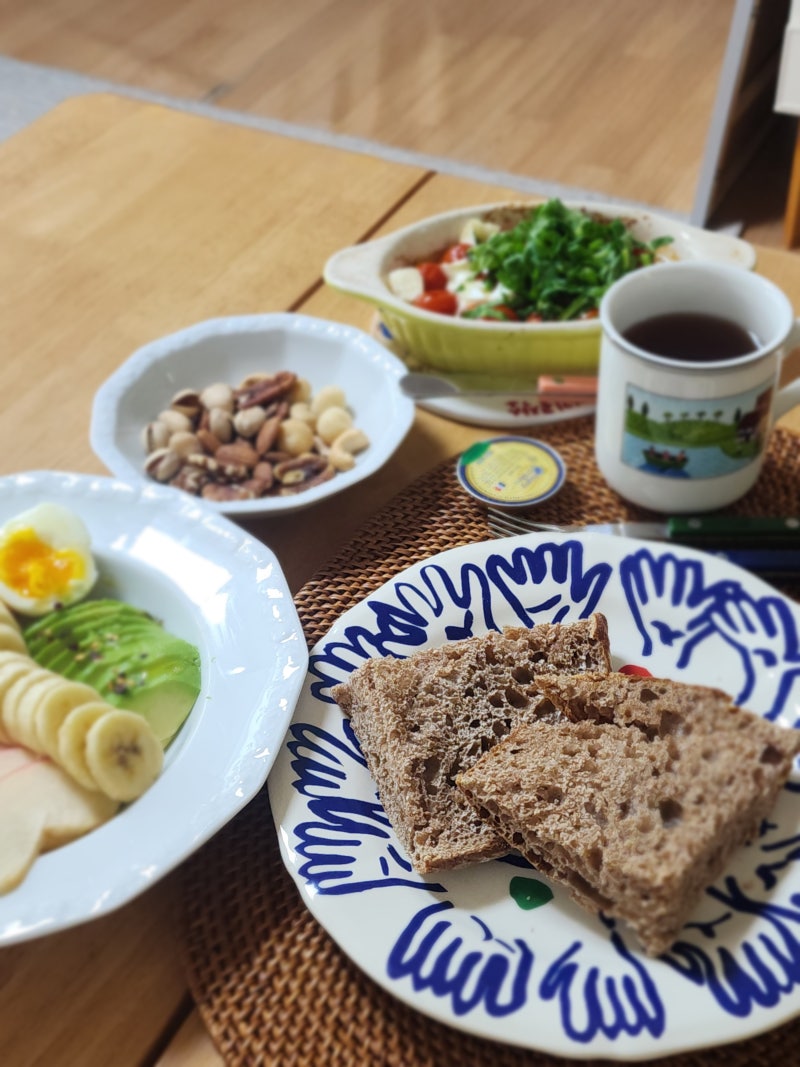 코스트코 브리치즈 먹는 법, 로젠탈 마리아 접시에 차린 주말 홈브런치