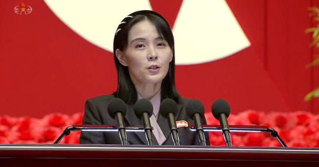 [속보] <b>김여정</b>, 정동영 사과 요구에 "웃기는 일"…MDL 대화 거부