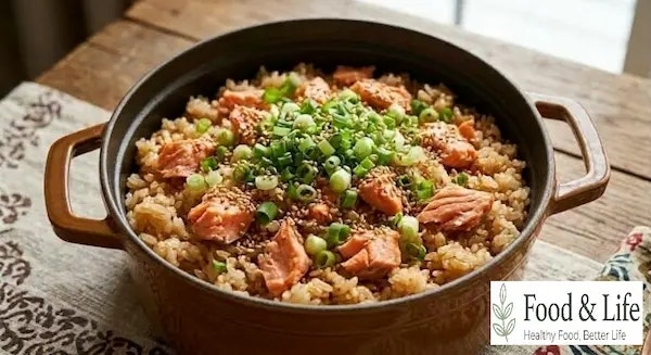 연어솥밥 만드는 법, 생연어 30분 밑간해 버터 풍미 살리는 솥밥 레시피