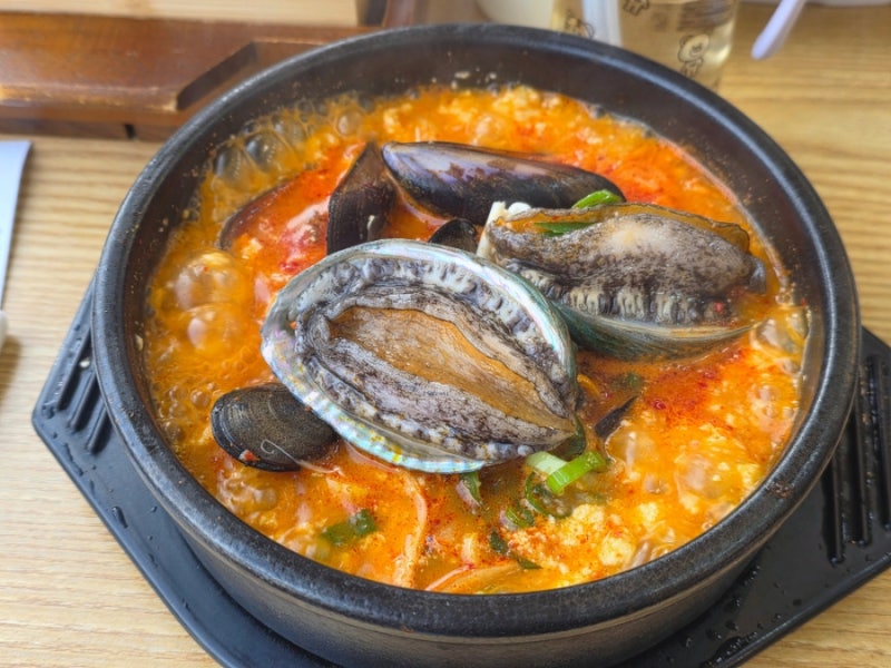 강릉 팔도 전복해물뚝배기 추천｜주차 편하고 부모님 / 아기랑 깔끔하게 먹기 좋은 맛집 찾....