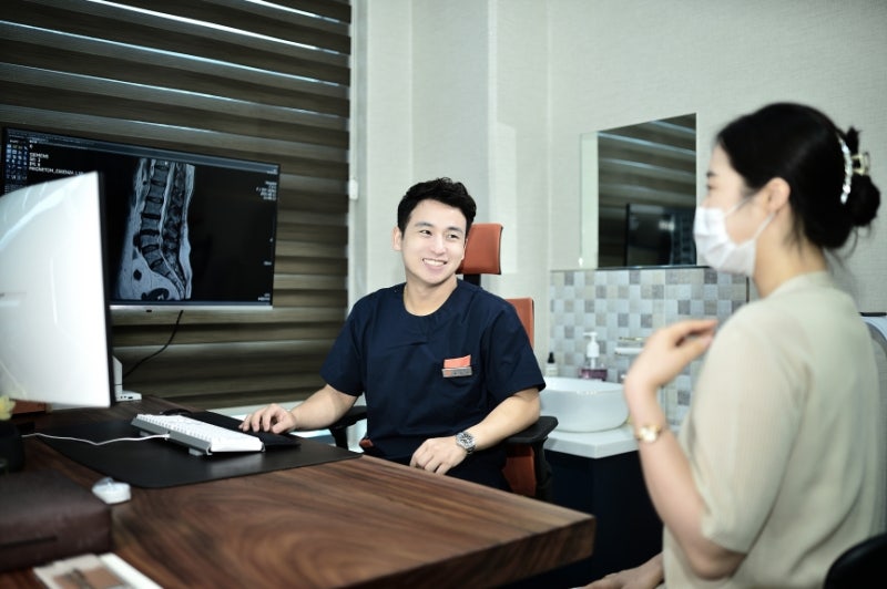 관양동정형외과, 목디스크 주사 맞으면 효과 있을까?