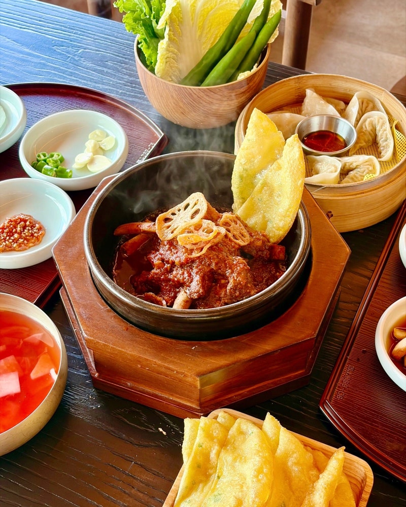 해운대 미포 맛집 거송갈비찜｜매콤한 돼지갈비찜에 납작만두까지 먹어본 후기