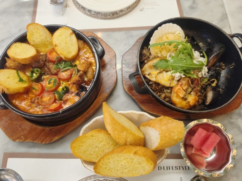 동탄 롯데백화점 맛집 디라이프스타일키친, 저탄수 해산물 빠에야와 5가지 치즈 맛 떠먹는 ....