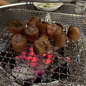 [한남동 맛집] 털보네꼼장어 솔직후기｜돼지꼬리·웨이팅·주차