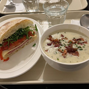 [광화문 맛집] 요즘처럼 쌀쌀한 날 자꾸 생각나는 수프 맛집, SOUPER 광화문점(+혼밥 추천)