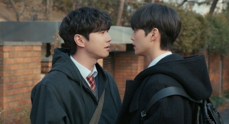 '포핸즈' 스페셜 선공개, 홍재인은 "절대 아니다" 최정요는 의심