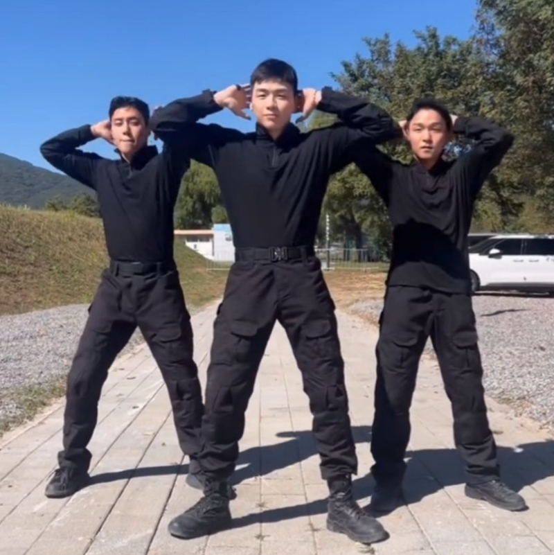 강다니엘 상병 에너제틱 실존... 여기가 군대 맞아? 이준영, 곽동연 지상군 안무부터 강동호, ....