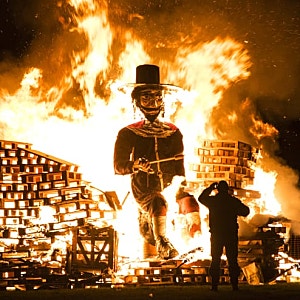 [앙쎈 영어어학원] 002. 11월 5일, 영국의 밤하늘이 빛나는 이유, Bonfire night