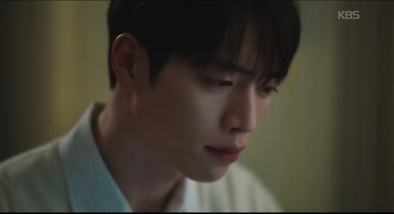 너말고다른연애 6회 명장면 # 경품 펜인 줄 알았던 볼펜이 '그날 밤'을 재생했다… 서재에 홀....