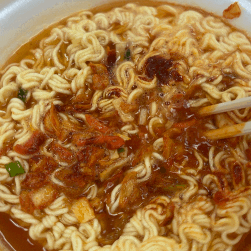 편의점 컵라면 왕뚜껑 김치 컵라면 후기 | 칼로리, 영양성분