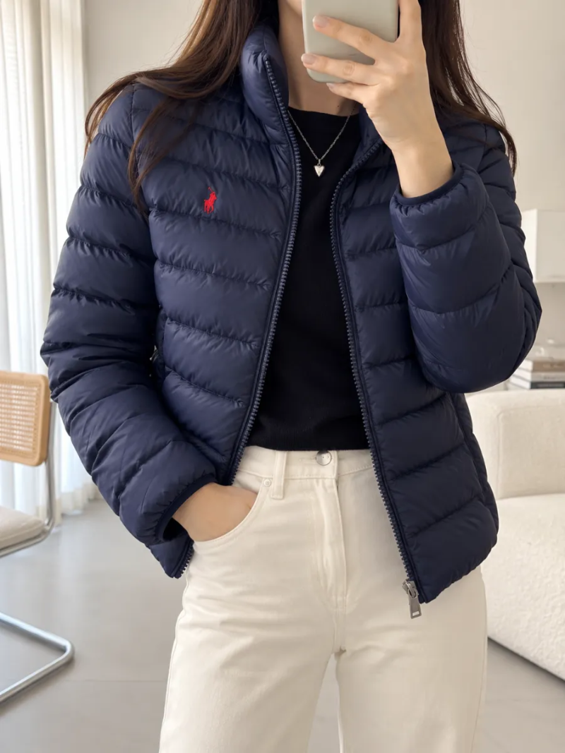 폴로 보이즈 경량 퀼팅 패딩｜여성 55·66 가능✨ 깔끔한 뉴포트 네이비 컬러에 레드 포니 조....