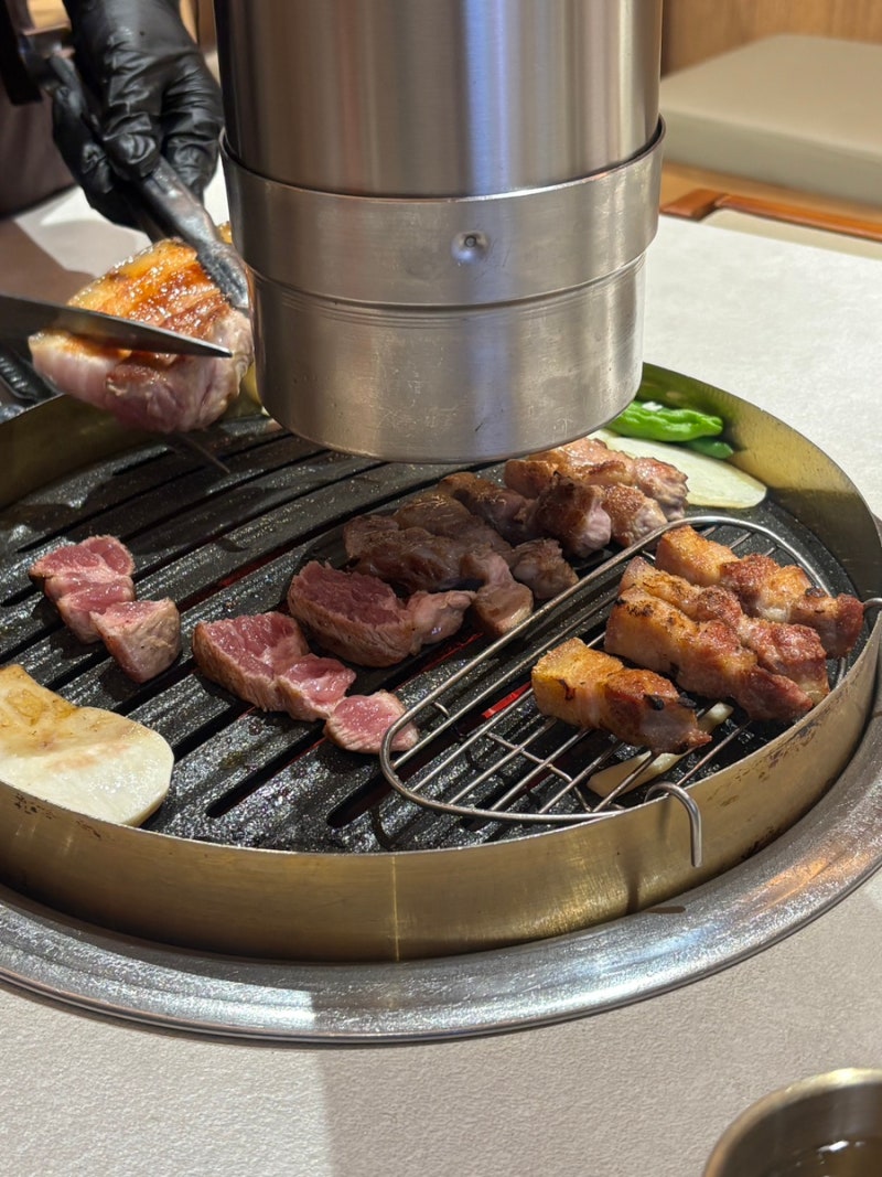 부산 동래맛집 육밀도 동래직영점 룸이 있는 구워주는 고기집