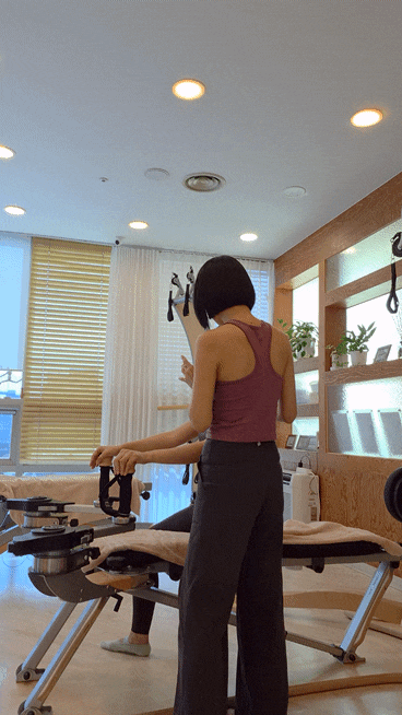 [반포 필라테스] 강직성척추염·류머티스·유방암 재활까지! 전문성으로 검증된 '마레필라테....