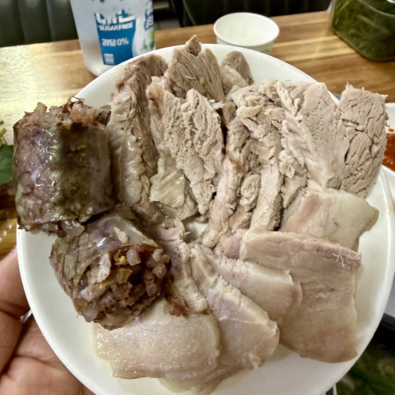 부산역 근처 초량전통시장 맛집 우리돼지국밥