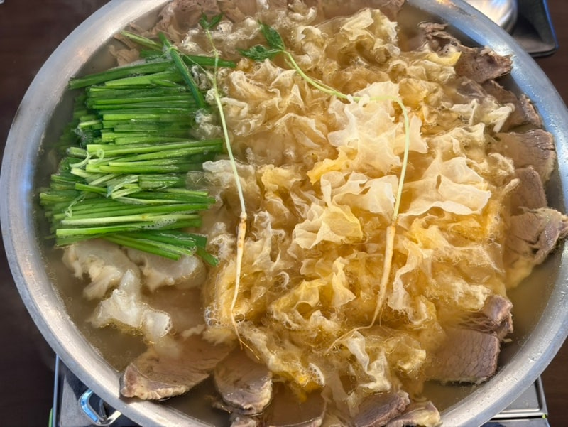 종각 맛집 추천 이수육 종각본점 따뜻한 수육전골에 소주 한 잔