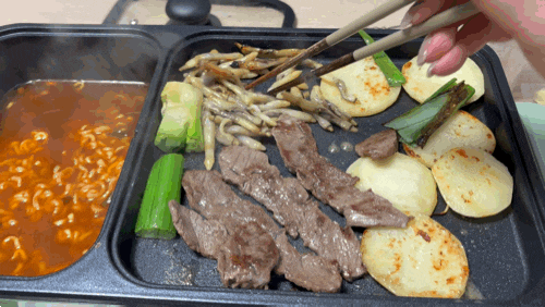 #2. 요즘 잘 쓰는 전기그릴｜라면+소고기+맛조개 조합 찐후기✨