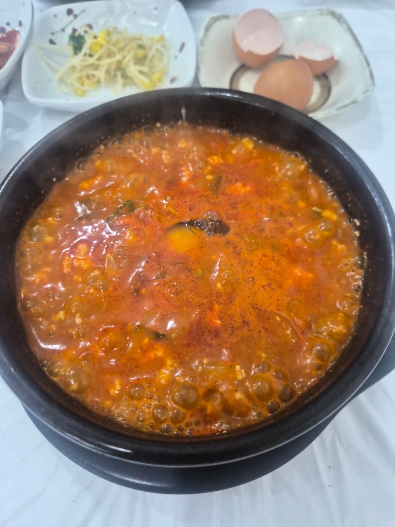 라카이 샌드파인 근처 아침밥 추천｜태백산맥식당 짬뽕순두부 & 하얀 초당순두부