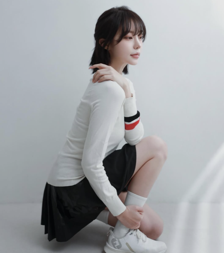 윤이진 프로 근황 난리 난 이유… 3억 뷰 골프 채널에‘공치는 명훈이’ 출연 후 달라진 활동