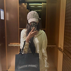 너에게 다이브 여주인공 어디서 봤나 했더니 우주소녀 보나였어?