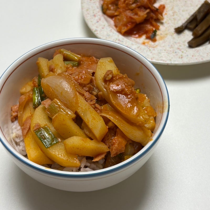 감자스팸짜글이 레시피 | 고추장에 된장 살짝 넣어 깊은 맛 내기