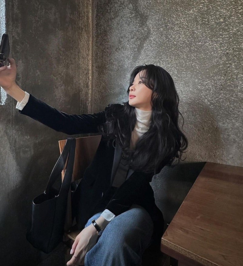 문가영 고윤정이 매일 입는다는 현백코어, 알고 보니 이런 뜻