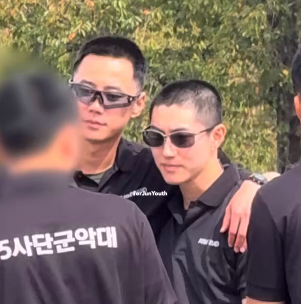 "군대 안 갔으면 어쩔 뻔" 이준영·곽동연, 지상군 페스티벌서 펼친 격렬한 댄스 퍼포먼스