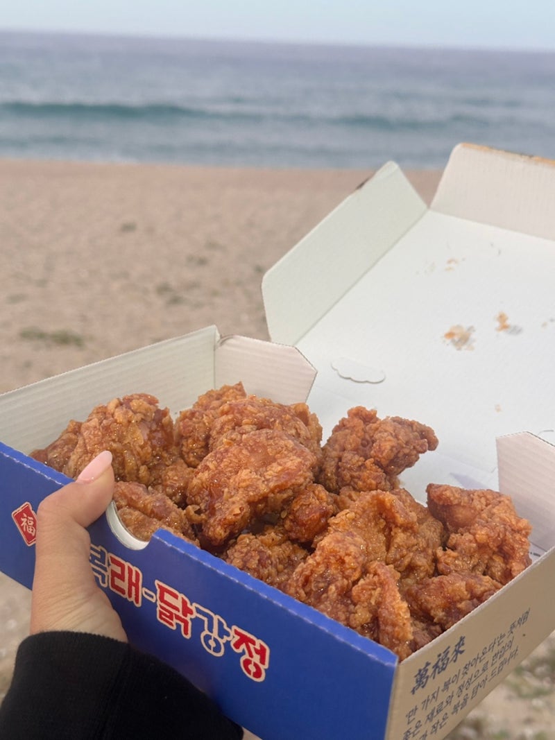 Gangneung Central Market Restaurant: Gangneung Manbokrae Dakgangjeong - 100% Domestic Chicken Thigh Meat - An Honest Review