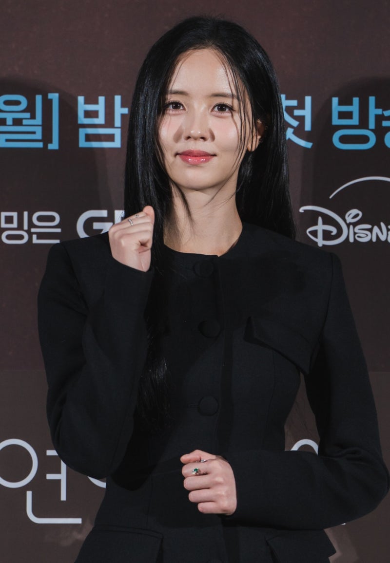 "더 잘할 걸"… 김소현, 故 안판석 감독 유작 '연애박사' 첫방 앞두고 진심 어린 추모