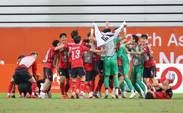 축구 양민혁 토트넘 근황과 병역 논란, 금메달 뒤에 무슨 일이