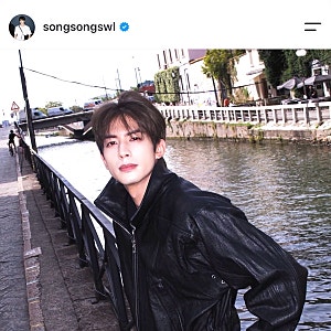 남친룩의 정석, 송위룡처럼 멋스럽게 남자 가죽 자켓 코디로 가을데이트룩 완성