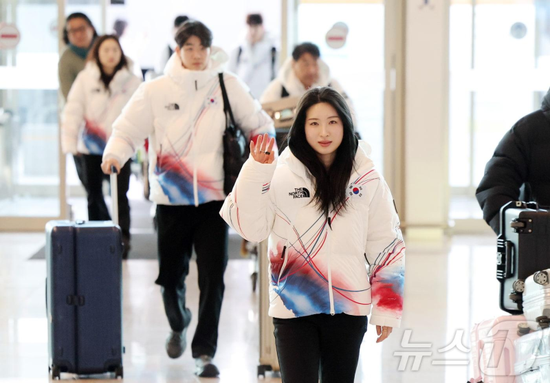 승리한 태국보다 더 화제였다…경기 끝나자 눈물 쏟은 강소휘, 아무도 몰랐던 마지막 각오