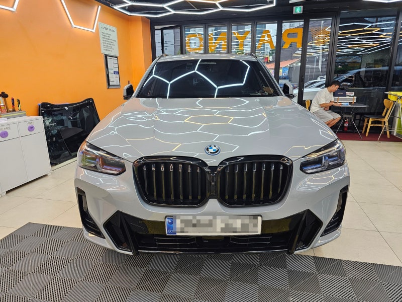 강동자동차유리복원 BMW iX3, 돌빵에 셀프 키트를 사용해도 될까?