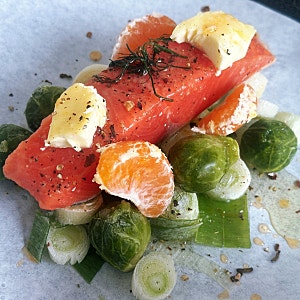 연어 스테이크 오븐없이 요리하는 연어파피요트 간단레시피