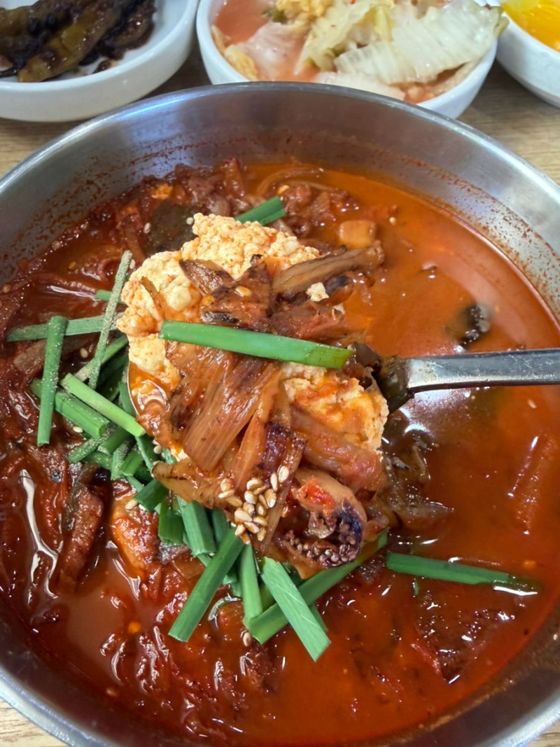 [강릉 맛집] 동화가든 - 강릉짬뽕순두부 가장 유명한 곳 | 테이블링 예약 성공 | 전국에서 블....