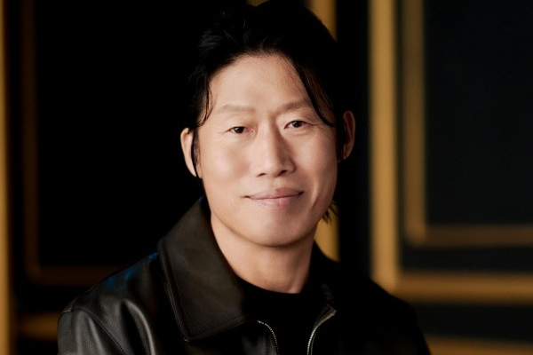 유해진 측 결국 칼 빼들었다…자택 인근 집회까지 번지자 “허위사실·신변 위협 엄중 대응....