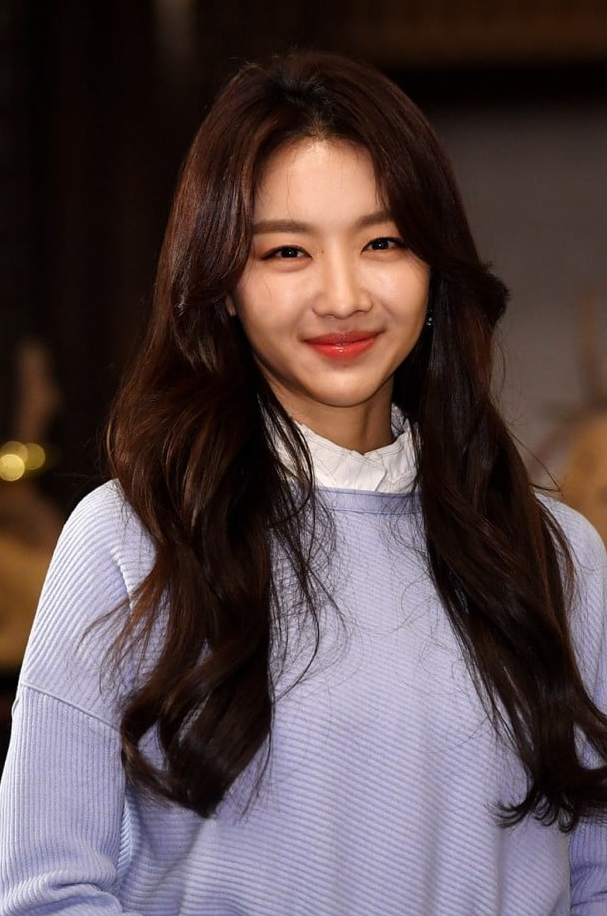 ‘제2의 전지현’으로 불렸던 장희진…한 발짝 걷는 장면도 50번 찍었던 이유