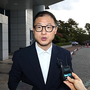 “성매매 의혹에 결국 경찰 조사”…김상욱 울산시장. 필리핀, 러시아 여성 등 사실 아니야.
